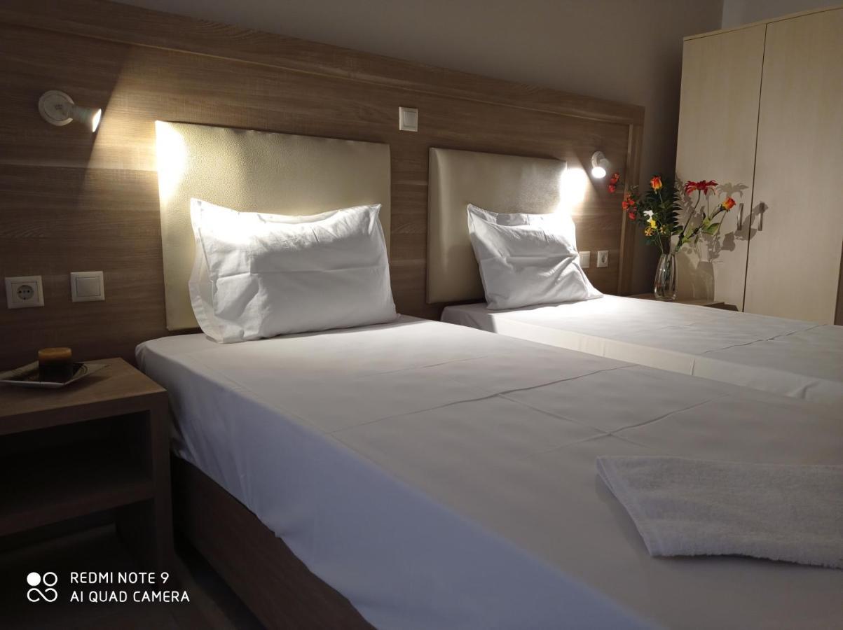 Kelly Apartments Ipsos Bagian luar foto