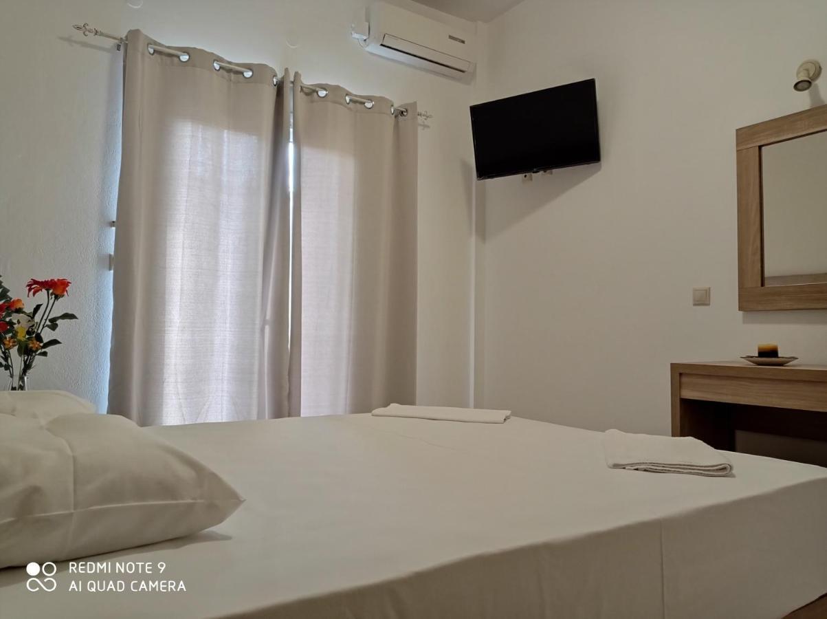 Kelly Apartments Ipsos Bagian luar foto